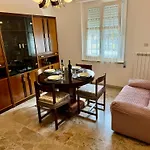 La Residenza Dell'arrotino Feriehus *